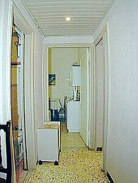 apartment Boschetto corridor towards the kitchen